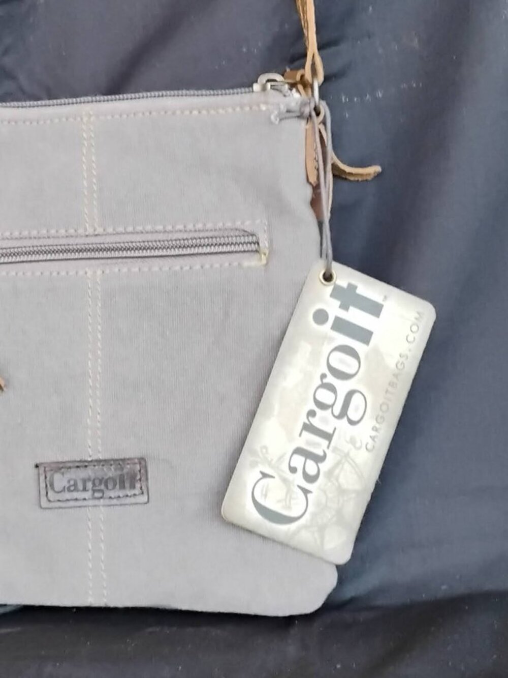 Clay Gray Cargoit - Picture 3 of 4